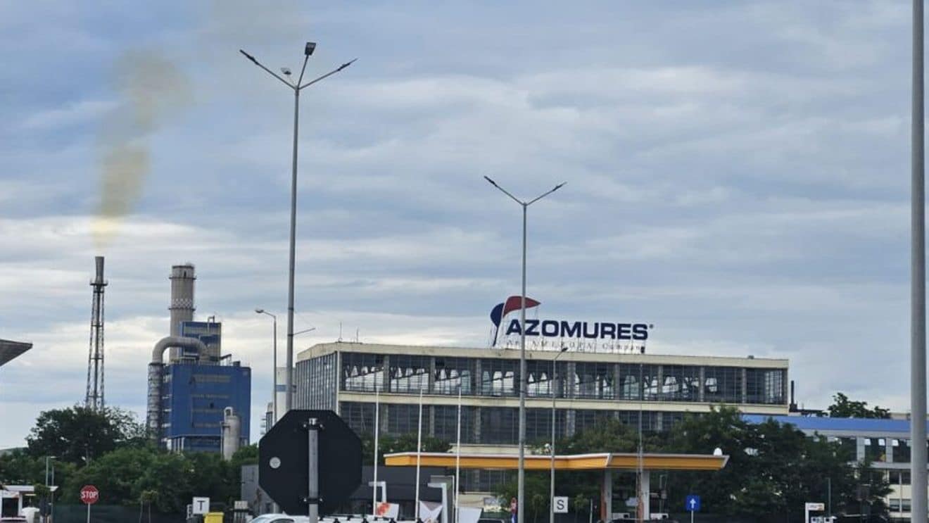 De ce închiderea AzoMureș lasă România fără îngrășăminte ieftine și producție agricolă ridicată. Atac la securitatea națională