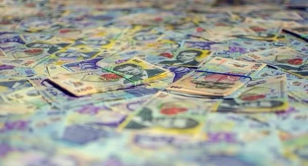 Masa monetară a explodat, iar banii au alimentat consumul și campaniile electorale