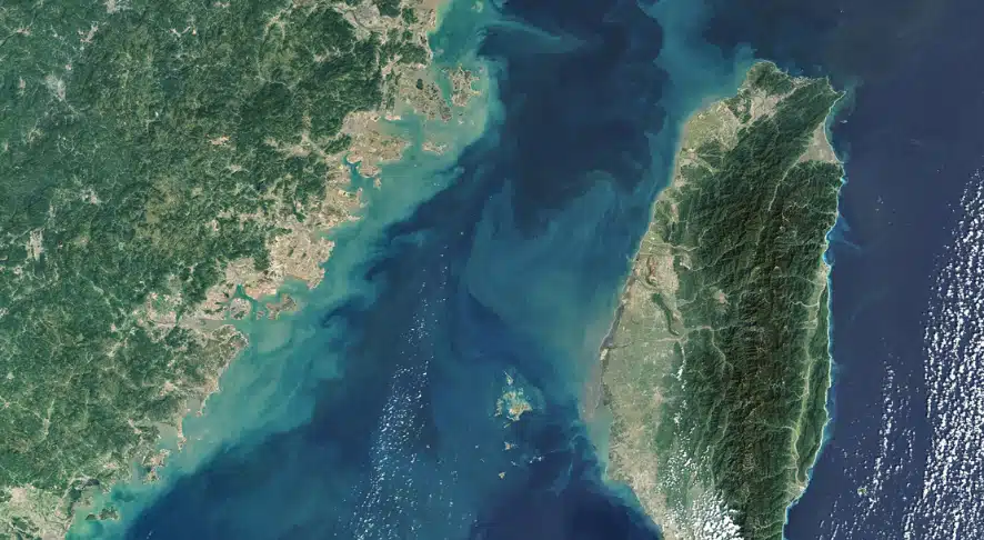 Dincolo de Strâmtoarea Hormuz: Ben Bland despre vulnerabilitatea extremă a semiconductorilor