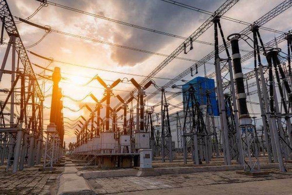 Energia scumpă omoară industria. Băieții deștepți conectați politic prosperă