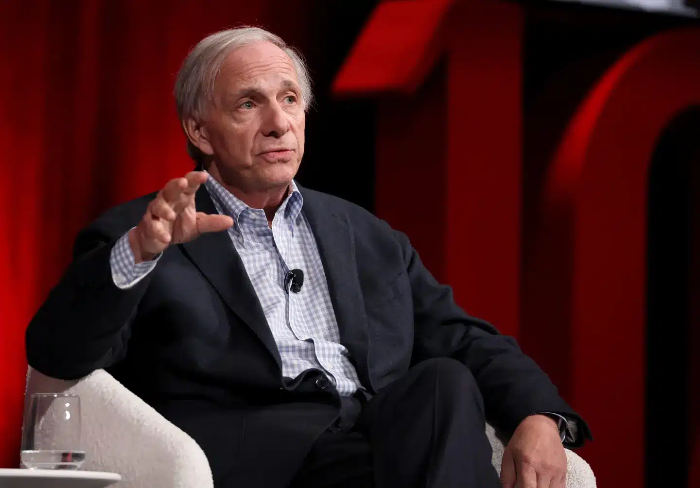 Ray Dalio explică de ce strategia global macro elimină scuzele pentru eșecul în investiții