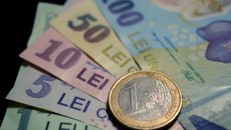 Euro ar putea trece de 6 lei dacă România ajunge la „junk”. Avertismentul profesorului Cristian Păun